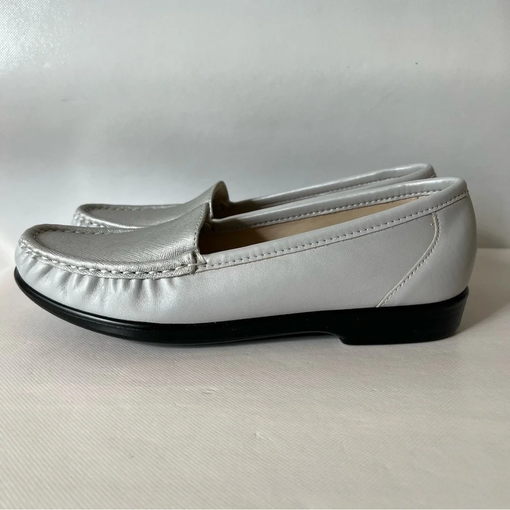 SAS Simplify Silver Grey Leather Slip On Loafers SLIM
